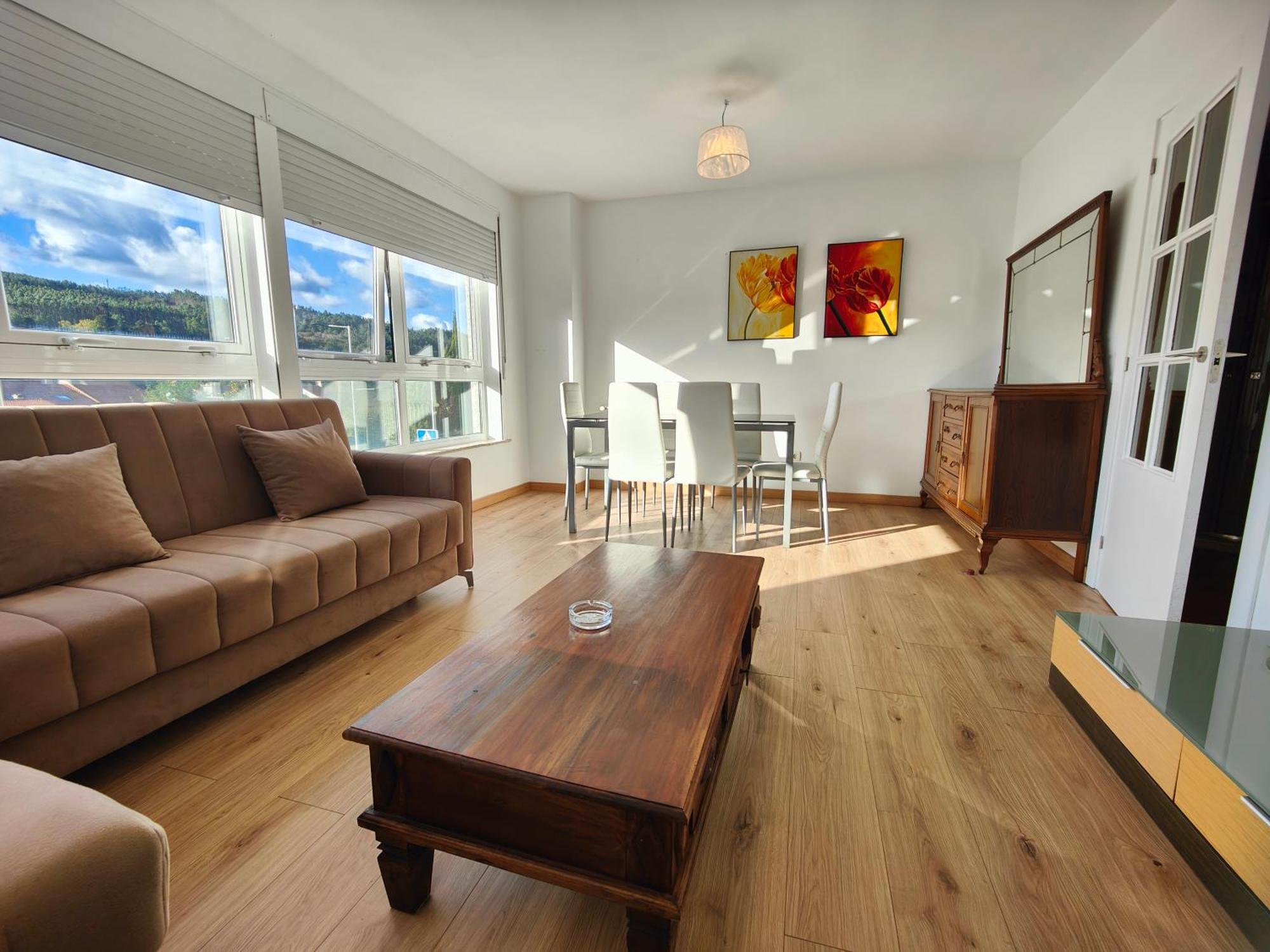 Chalet Con Wifi , Ps4 , Garaje, 5 Dormitorios, 3 Banos, Santiago De Compostela Ngoại thất bức ảnh